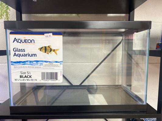 5.5 gallon aquarium